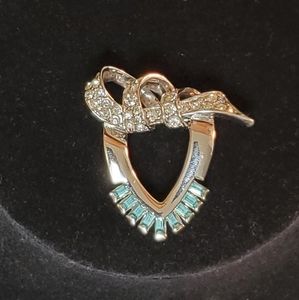 Vintage Dorson's Ribbon Brooch